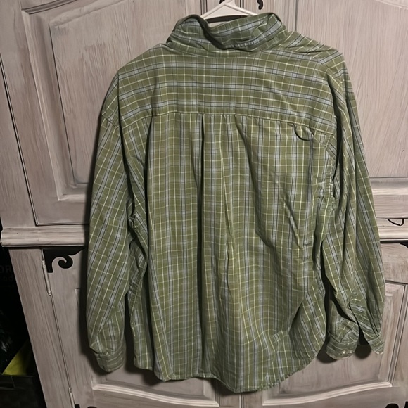 Men long sleeve plaid green dress shirt. - Picture 3 of 3